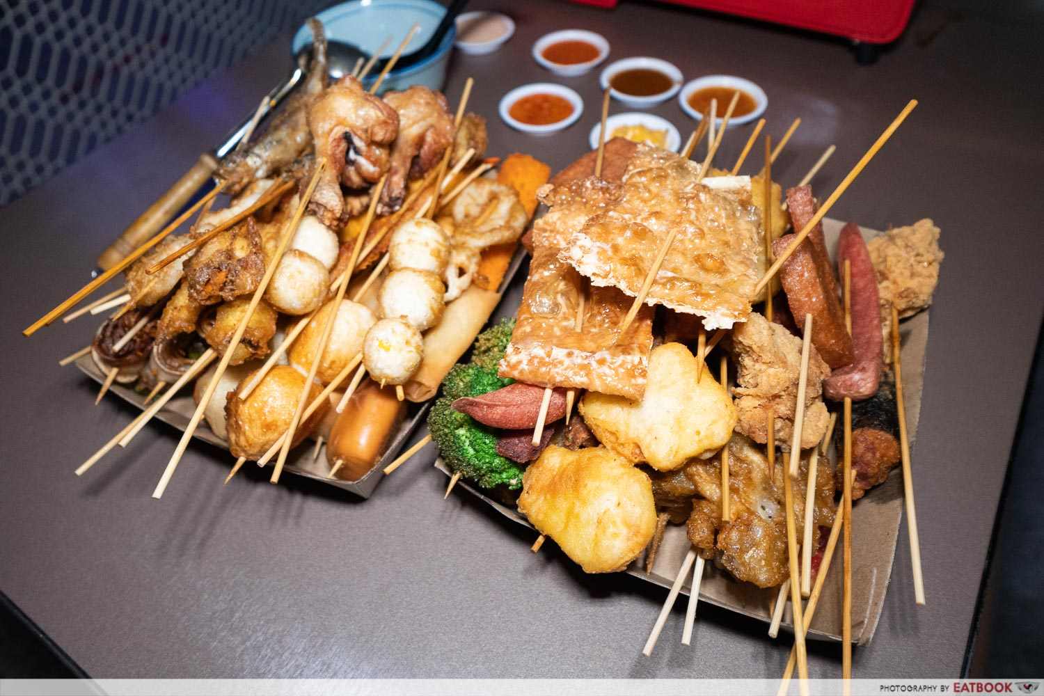 ak-zai-lok-lok-flatlay