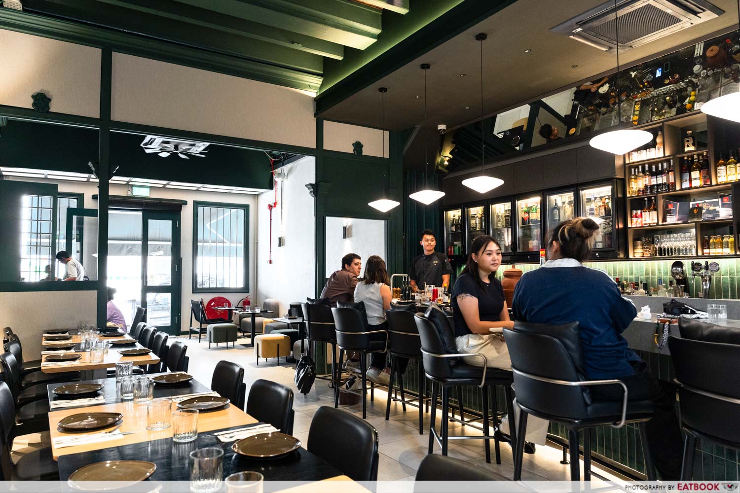 anto-pizza-e-apertivi-ambience