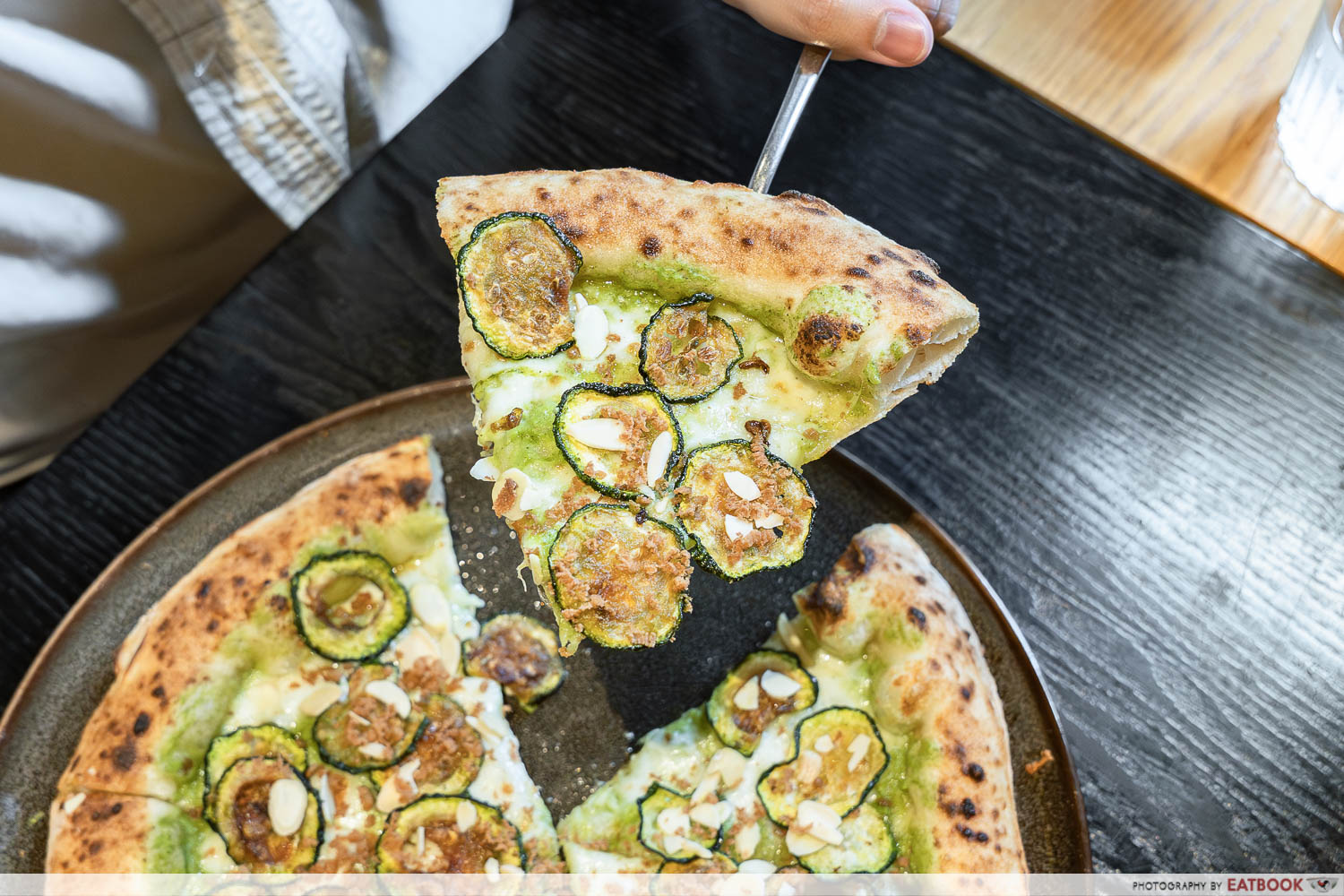 anto-pizza-e-apertivi-bottarga-alla-scapece-slice-interaction