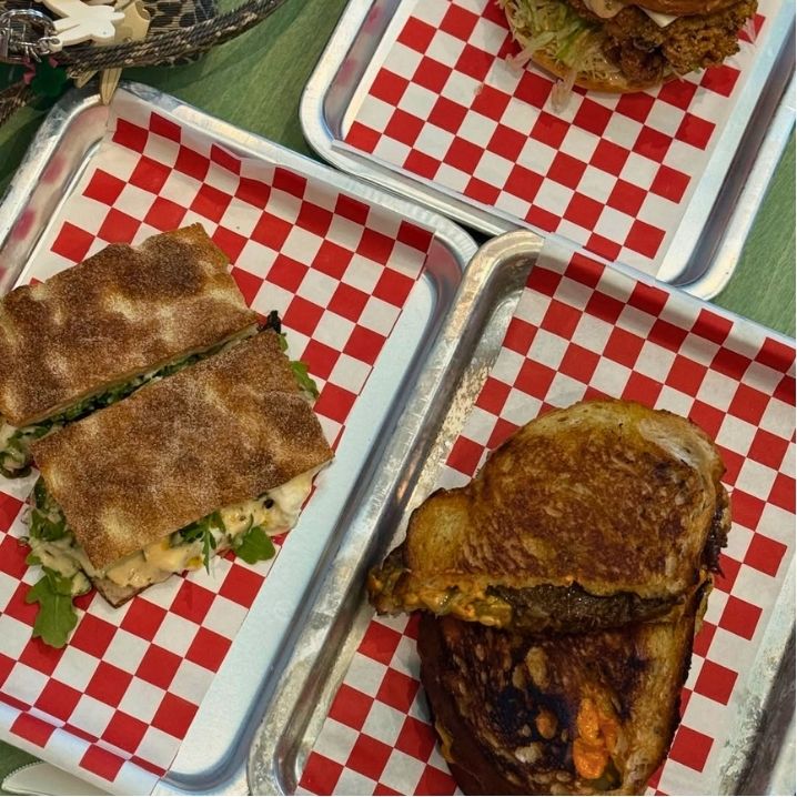 between-buns-deli-sandwiches-flatlay