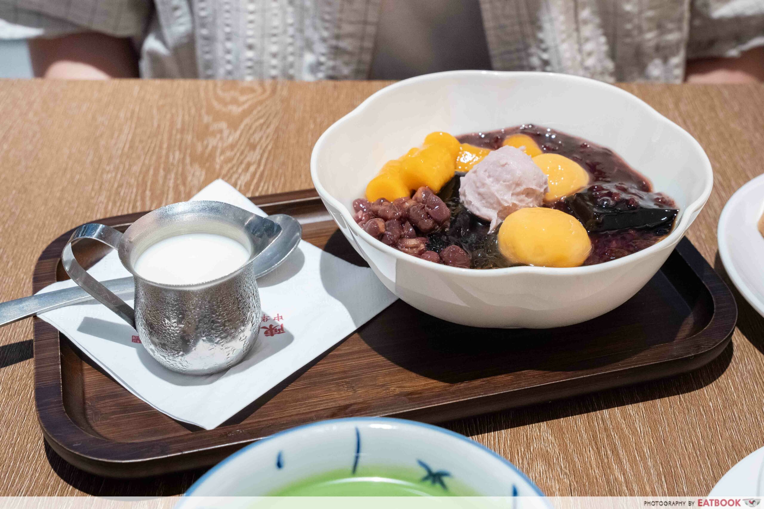 chan-susu-handmade-lava-taro-balls-grand-bowl-establishment