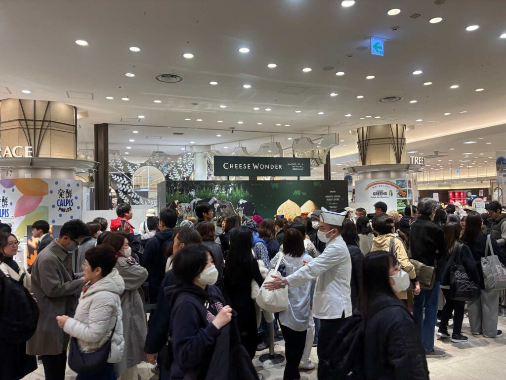 cheee-wonder-queue-osaka (1)