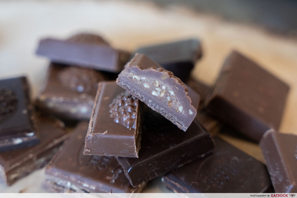 ferrero-rocher-chocolate-bars-interaction