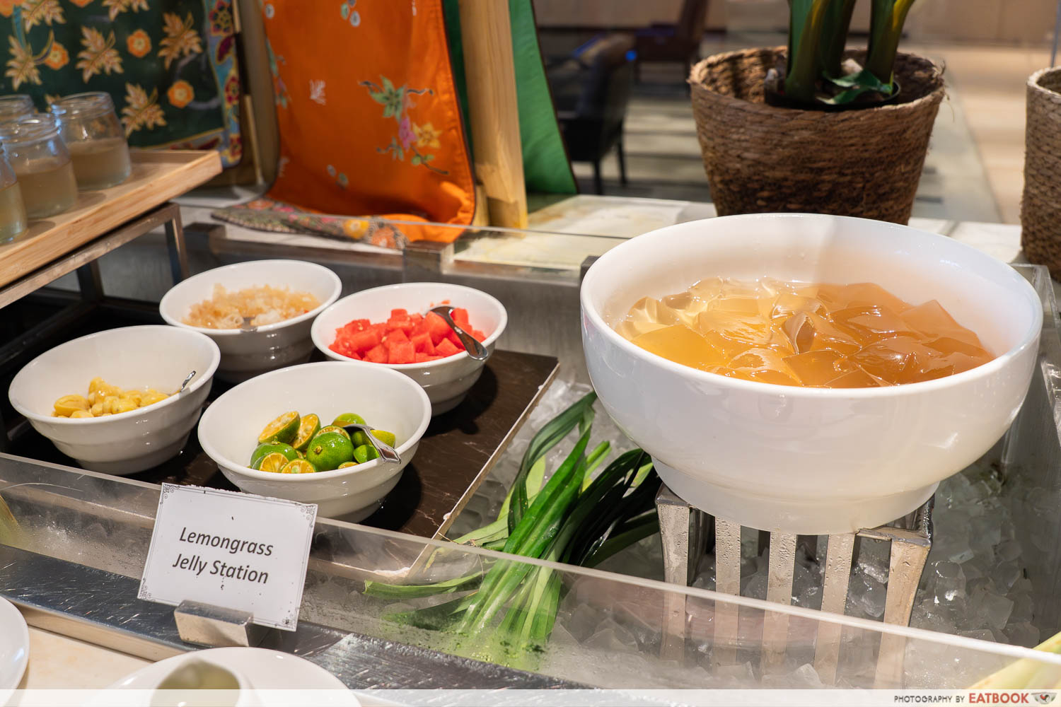 lemongrass jelly desserts station