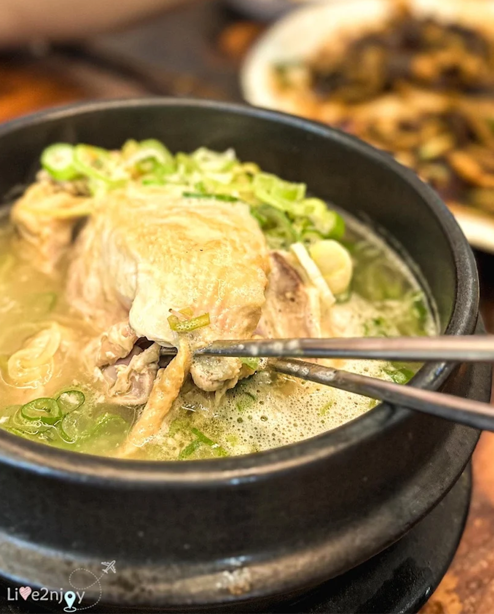 myung-ga-samgyetang-interaction