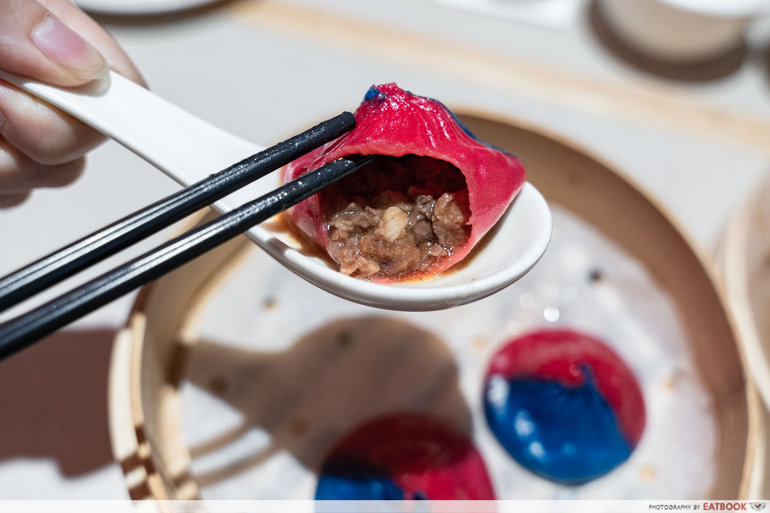 paradise-dynasty-korean-bbq-hanwoo-beef-xiao-long-bao-interaction