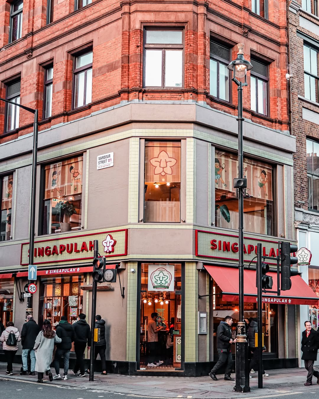 singapulah-london-corner-view-storefront