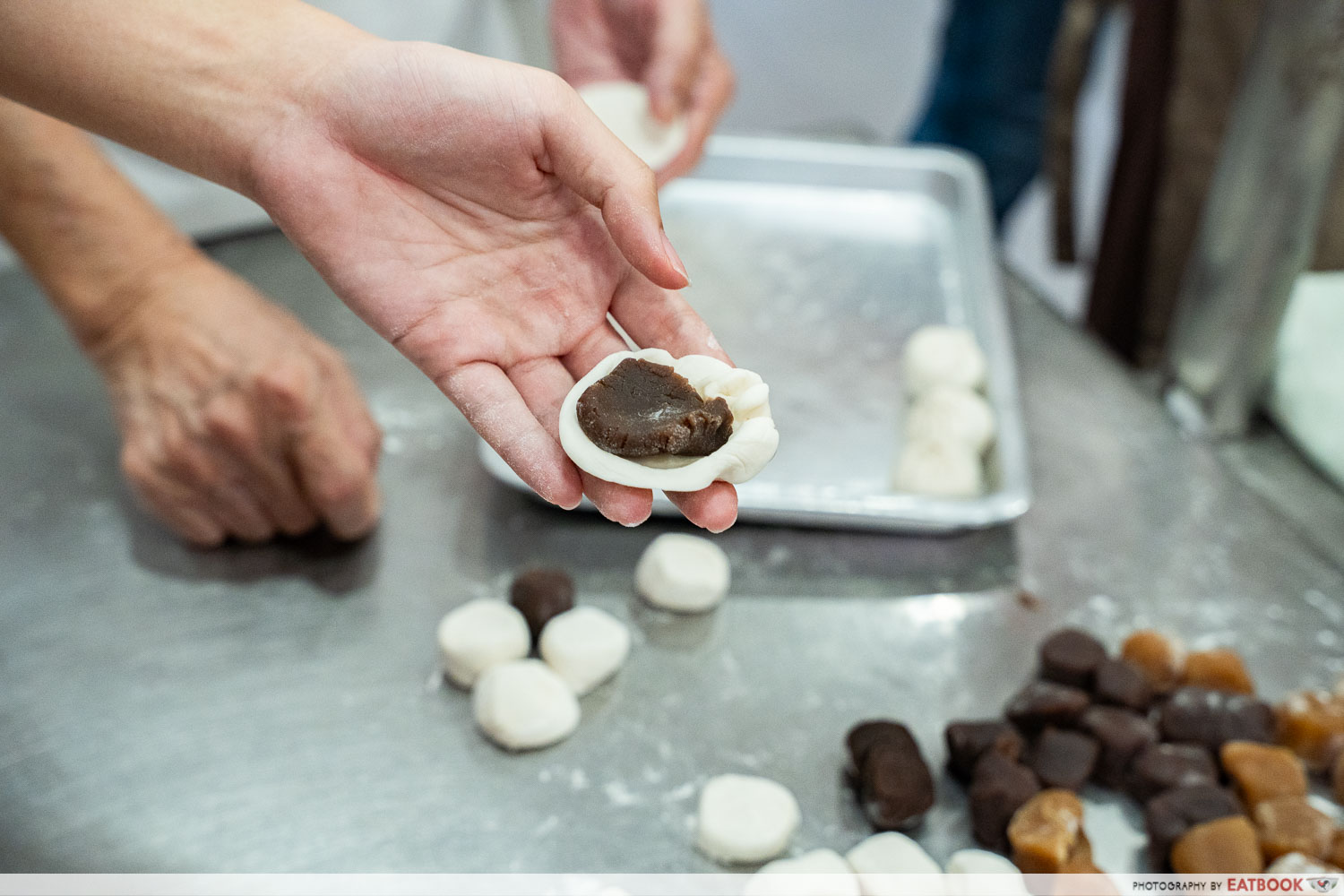 tanjong-rhu-pau-cover-bao-filling