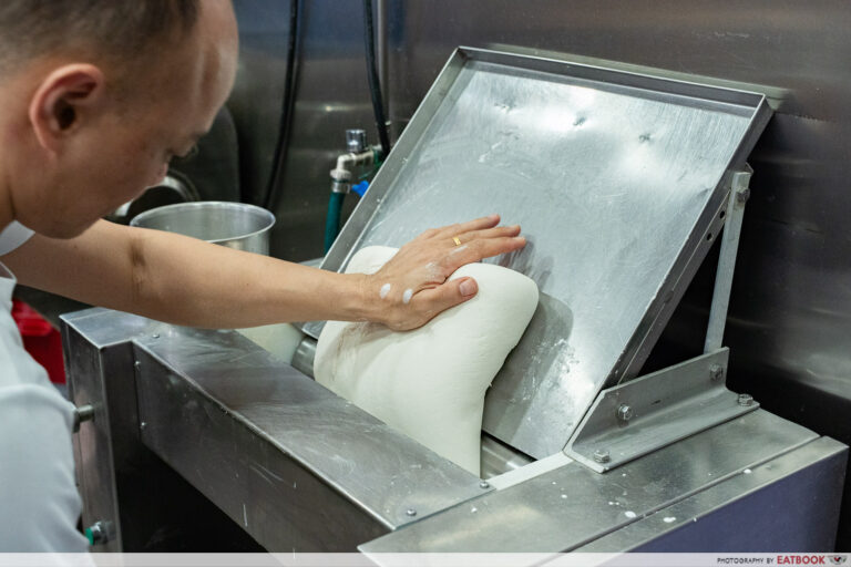 Pau Making Machine We Tried Making The Most Famous Bao in Singapore | Eatbook.sg