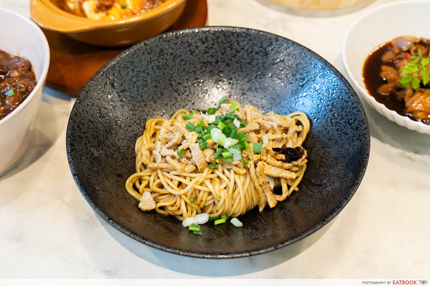 typhoon-cafe-spicy-scallion-oil-noodles