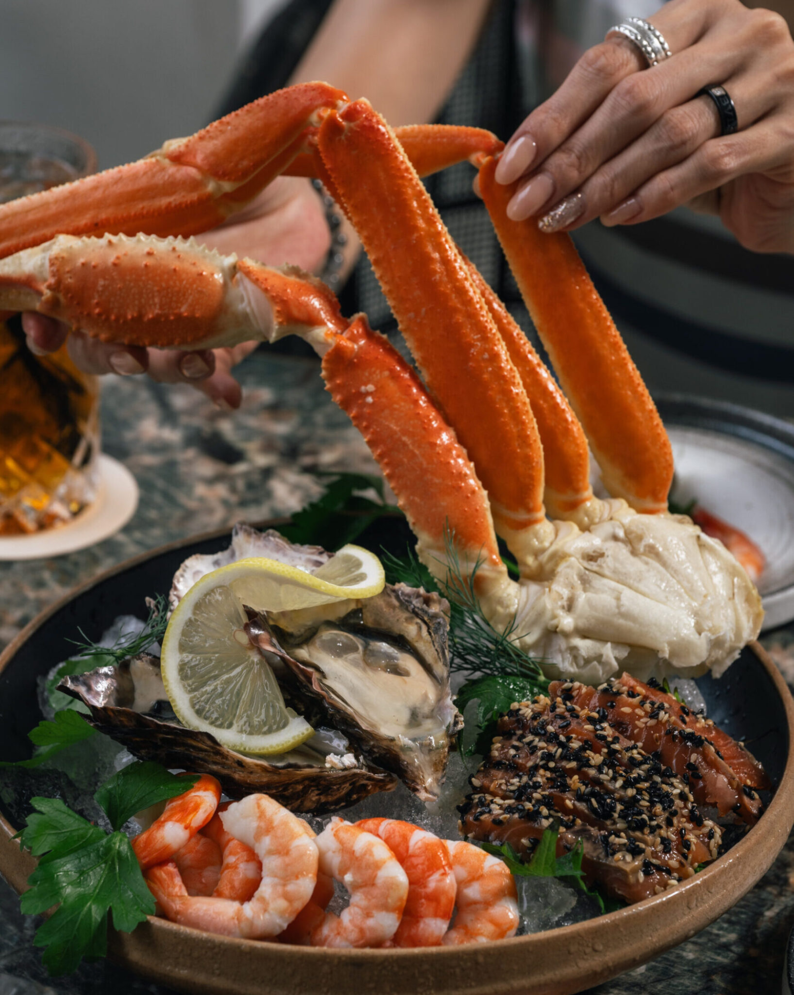 wildseed-cafe-at-1-flowerhill-sentosa-seafood-platter-interaction