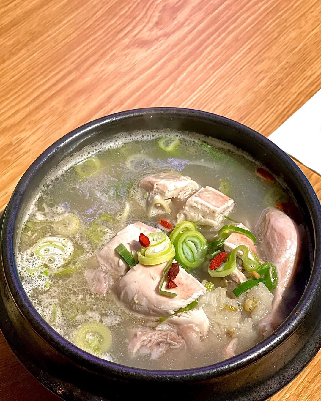 yogiyo-ginseng-chicken-soup-establishment