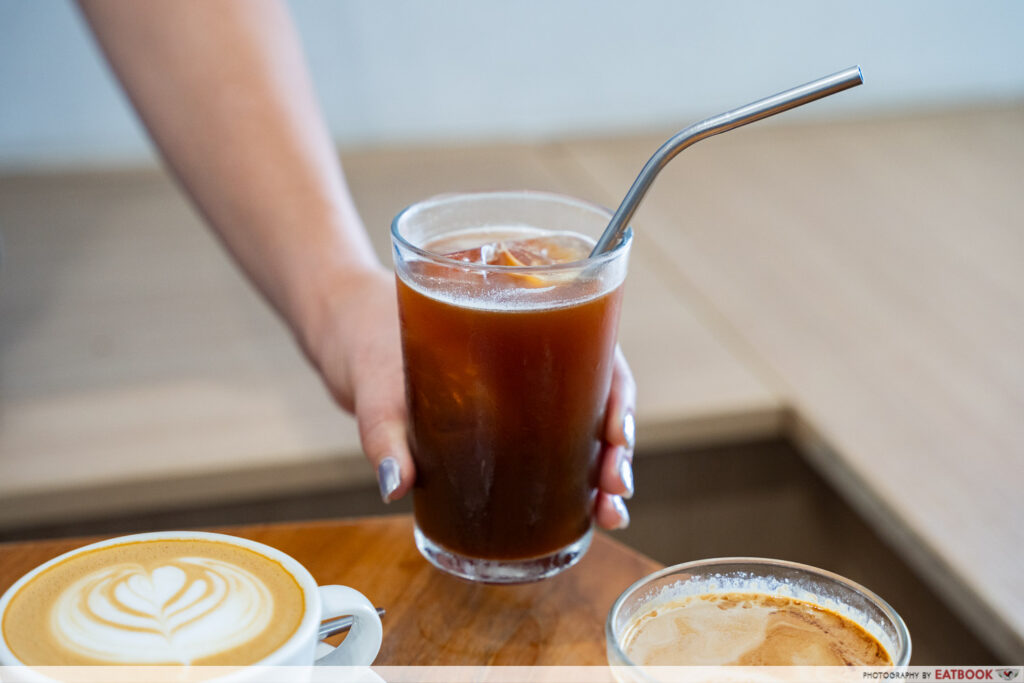 narrative-coffee-stand-black