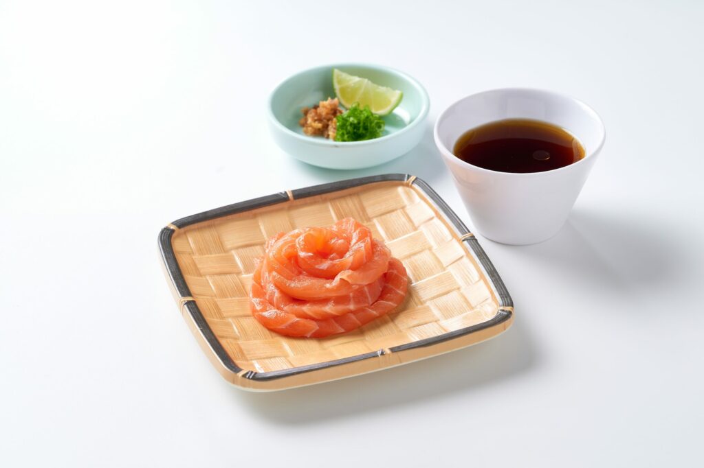 salmon-noodles-intro (1)