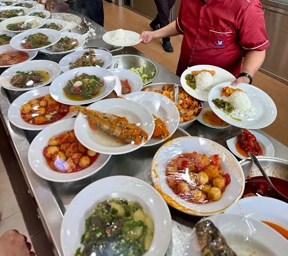 sederhana-food-display