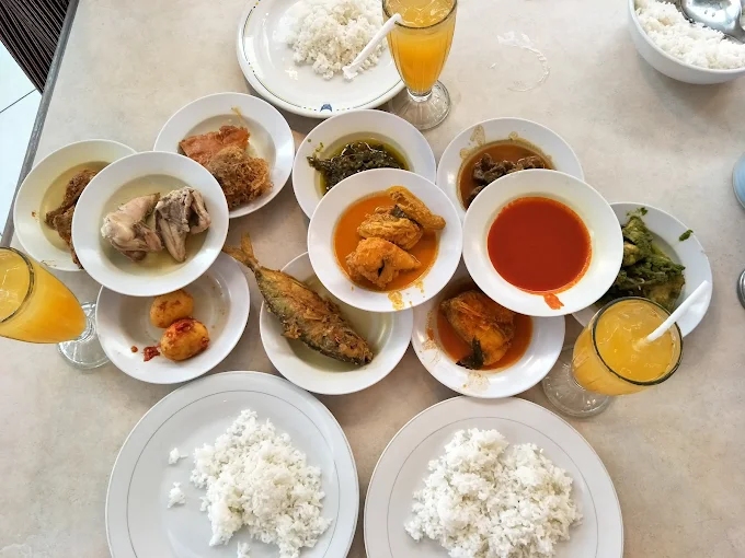 sederhana-nasi-padang-macy