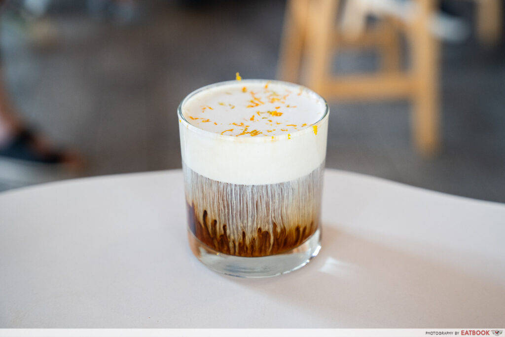asylum-coffeehouse-mont-blanc-intro
