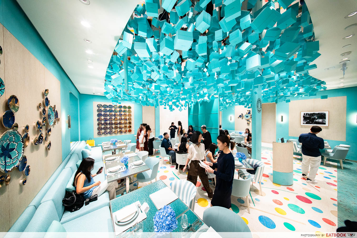 blue box cafe interior ambience
