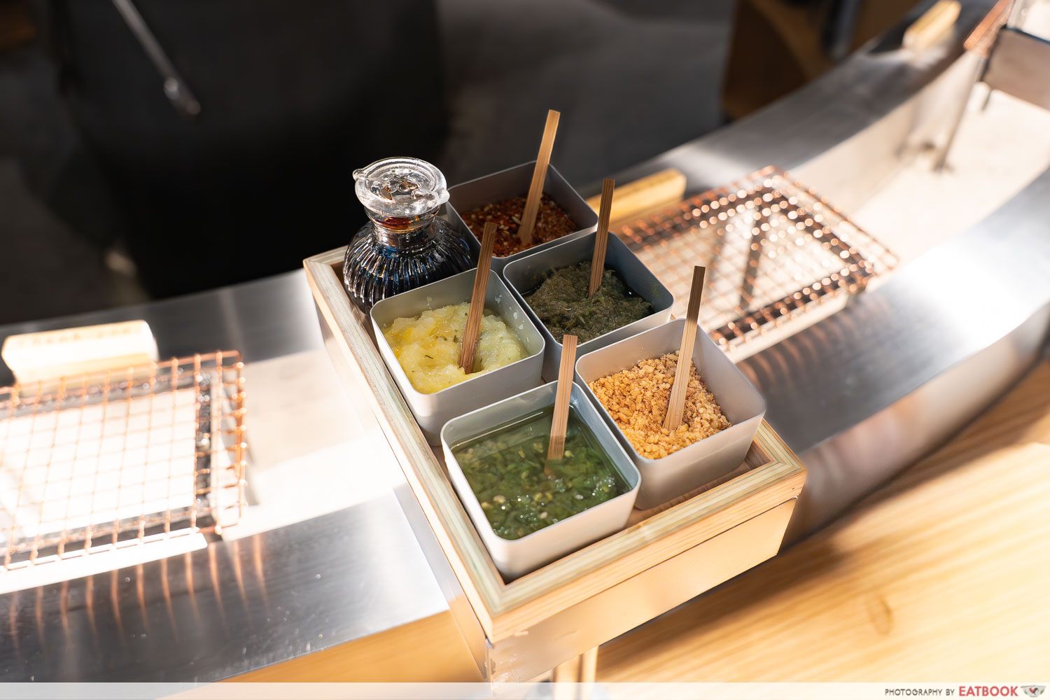hikiniku-to-come-condiments