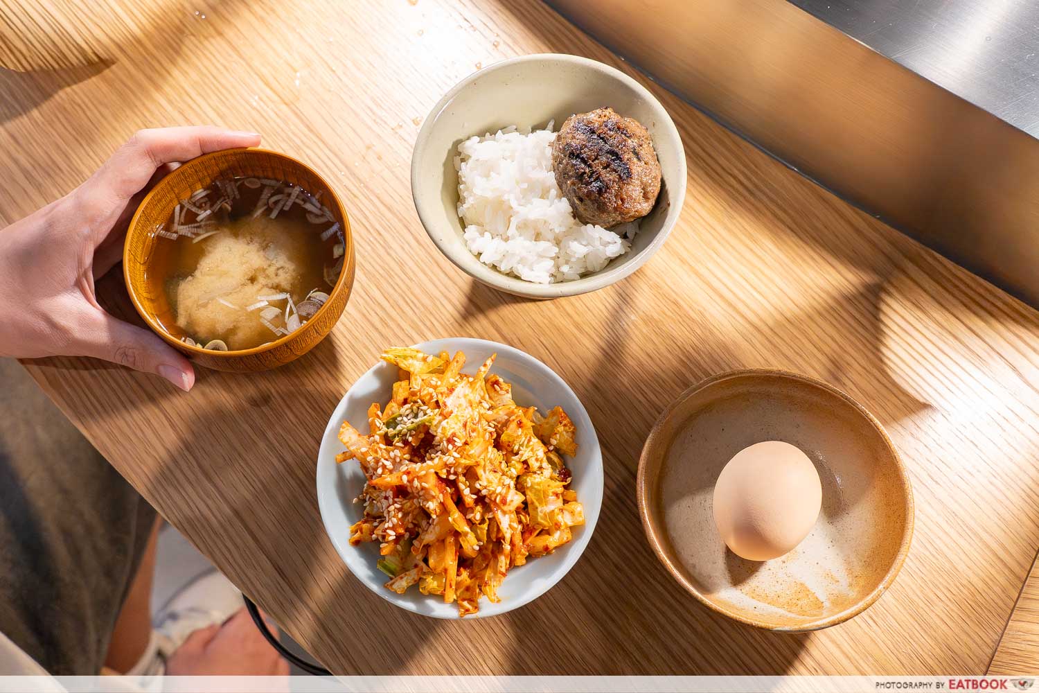 hikiniku-to-come-flatlay-2