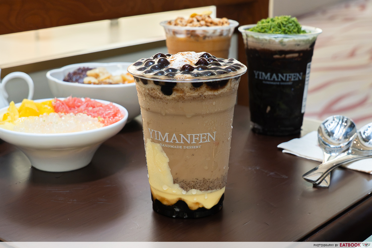 yi man fen Boba Creme Pudding Frappe