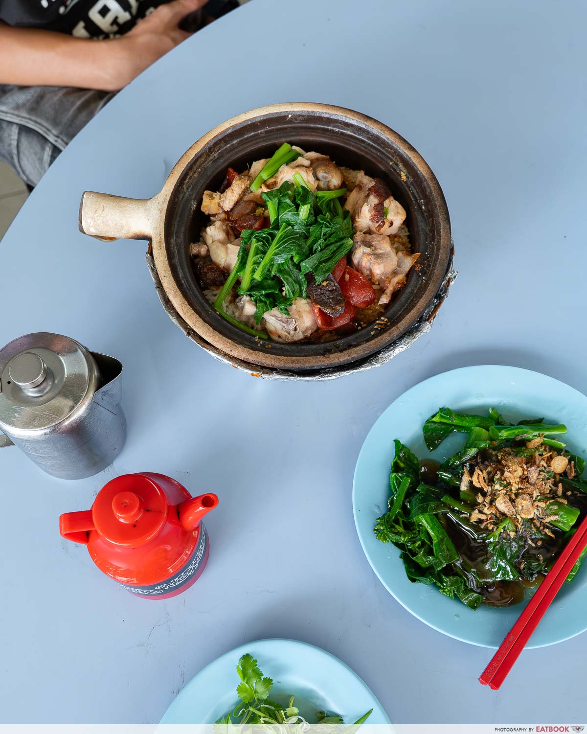 lian-he-ben-ji-claypot-flatlay-2
