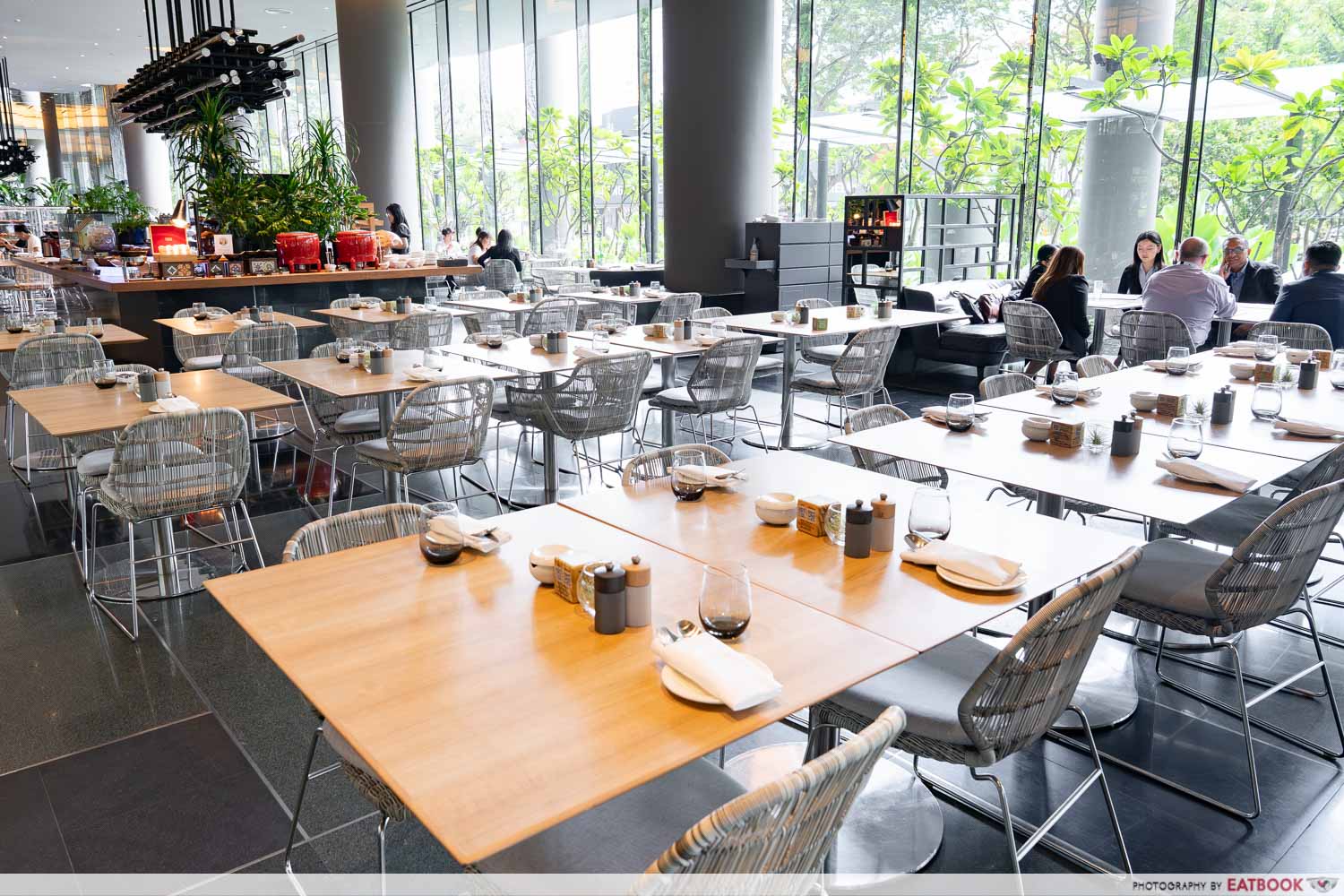lime-restaurant-ambience