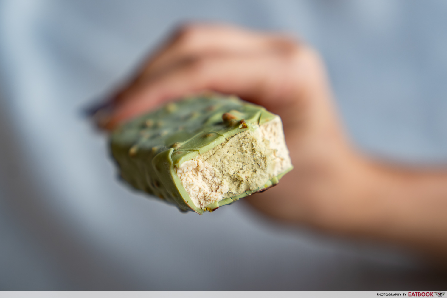 magnum la pistache cross-section