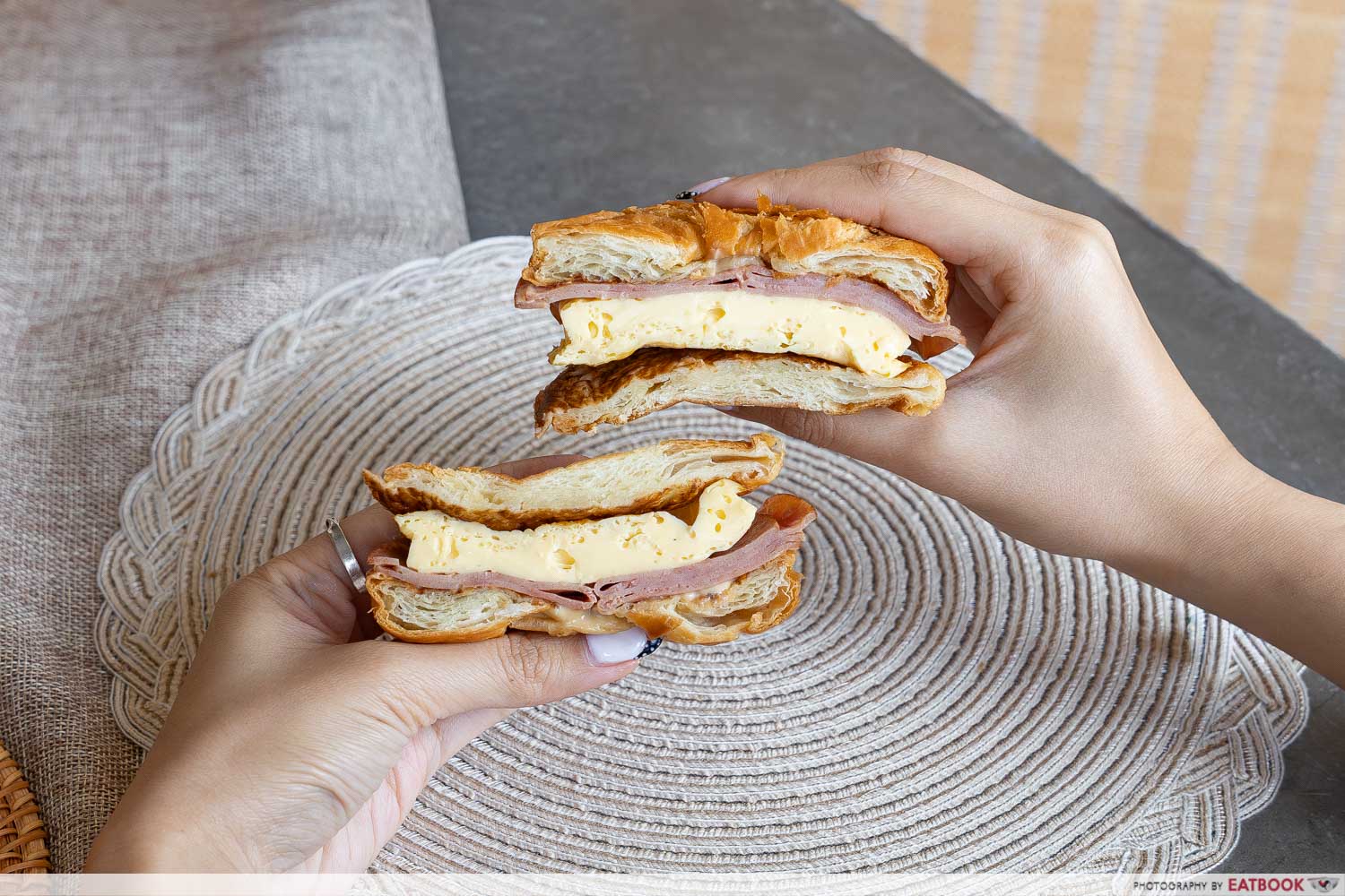 smoky maple mayo croissanwich