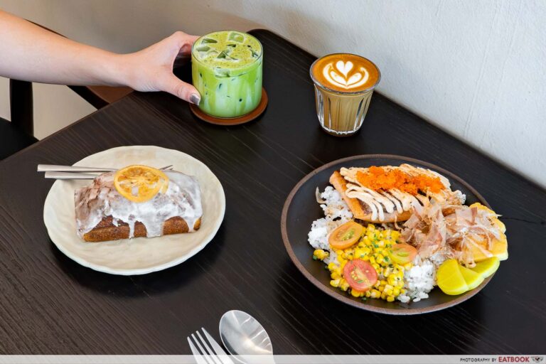 space23-cafe-flatlay