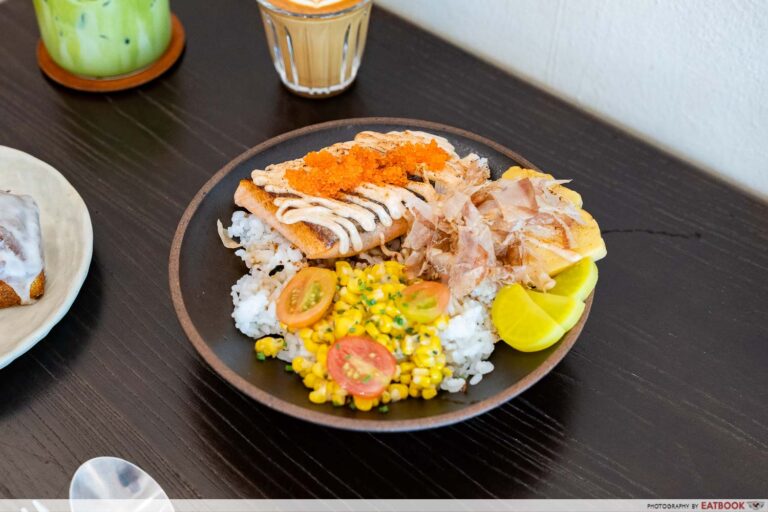 space23-cafe-salmon-don