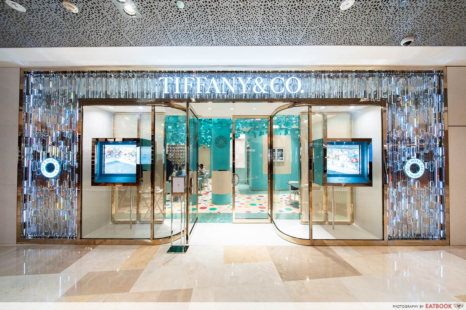 tiffany and co storefront