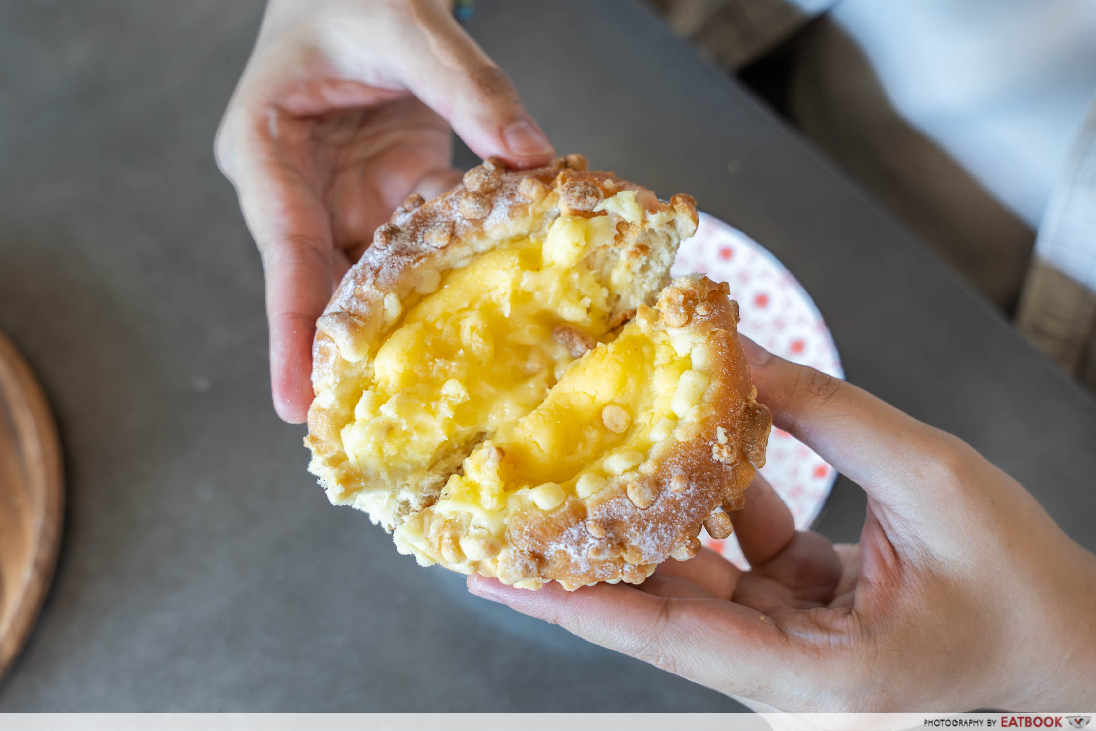 so-good-bakery-interaction
