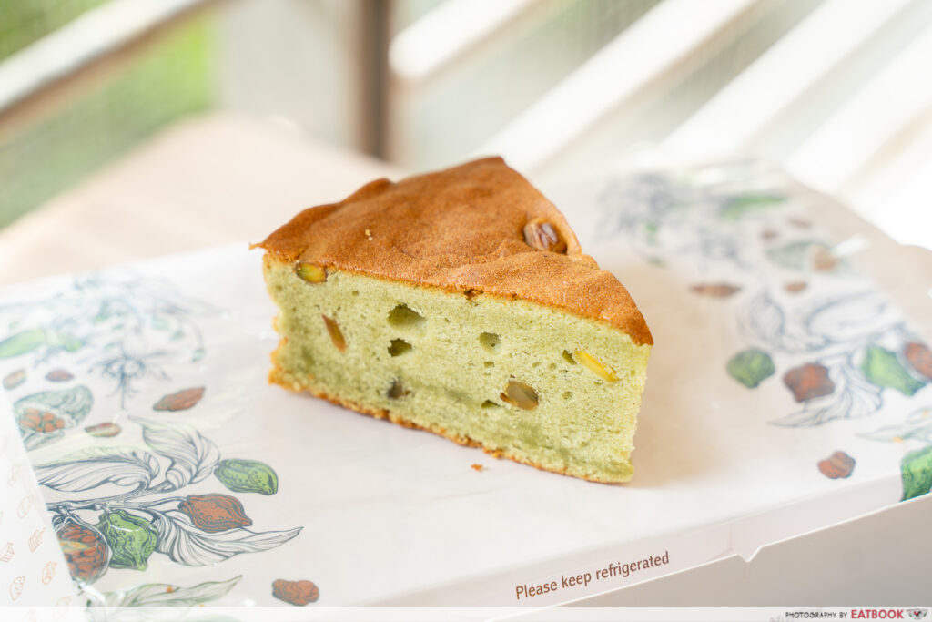 chocolat-n-spice-pistachio-cake