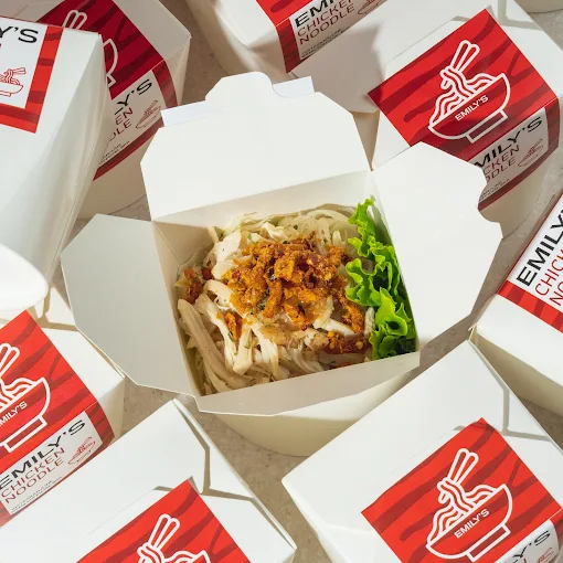emilys-chicken-noodles-bangkok