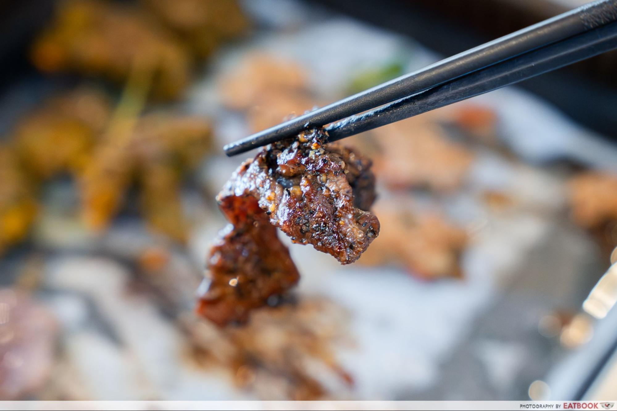 jing-sarawak-black-pepper-beef-interaction