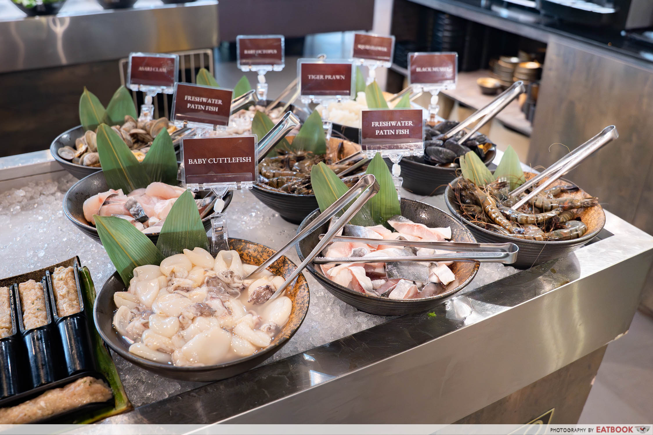 jing-seafood-display-flatlay
