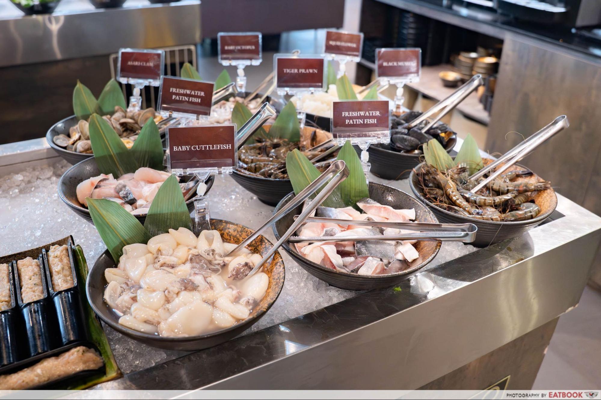 jing-seafood-display-flatlay