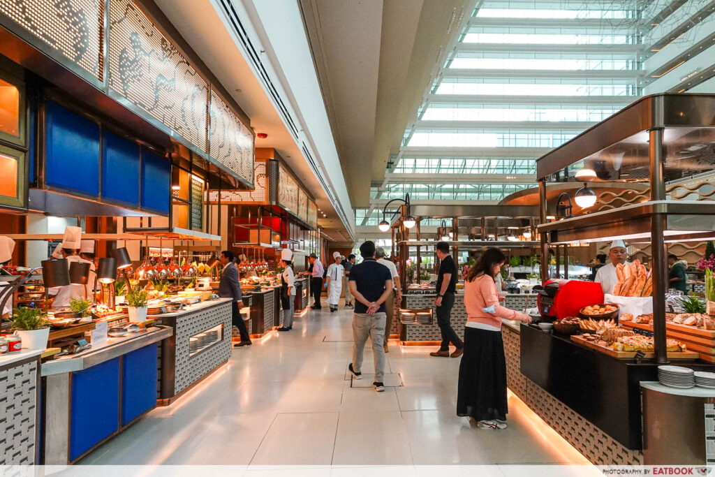 rise-restaurant-mbs-buffet-ambience