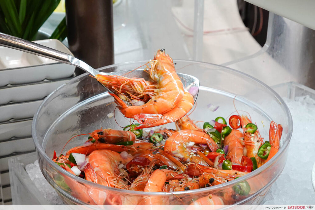 rise-restaurant-mbs-buffet-prawns