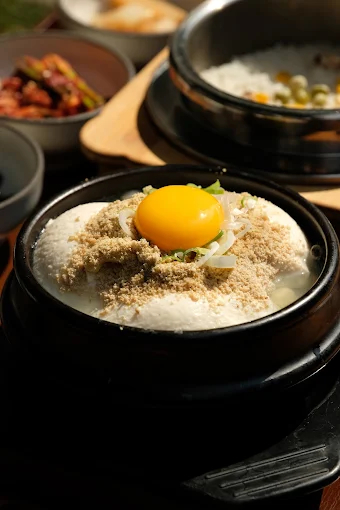 tofu-soup-seoul-tofu