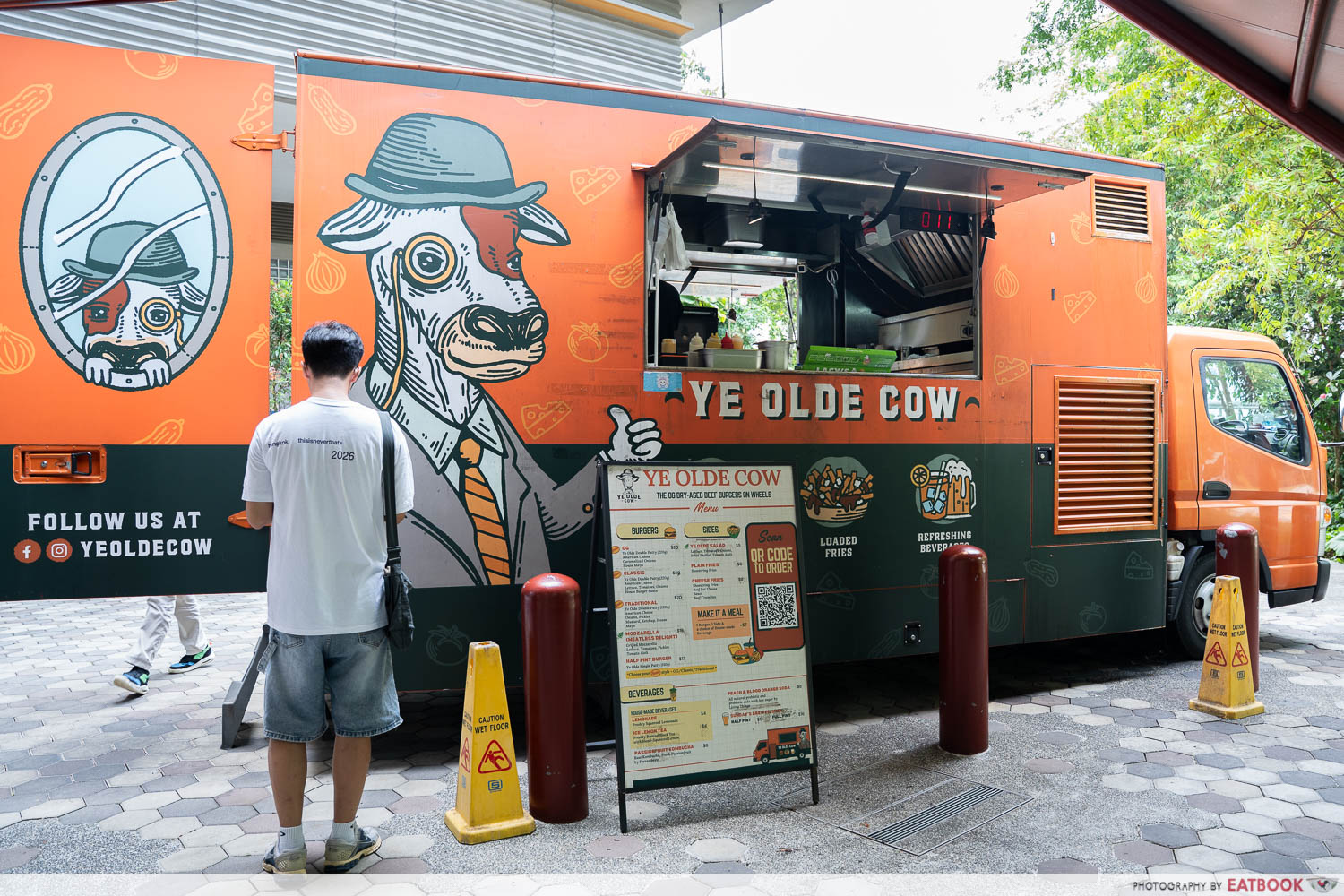 ye-olde-cow-storefront