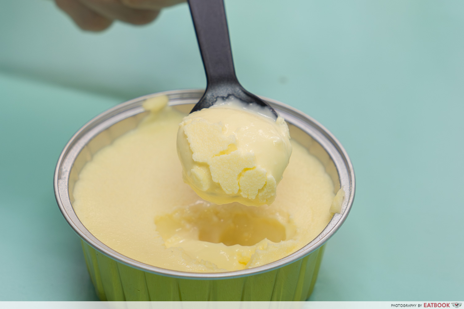 vic's mini lava cheesecake original flavour