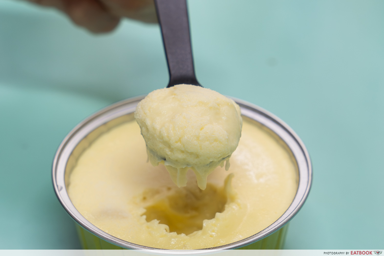 vic's mini lava cheesecake D24 flavour