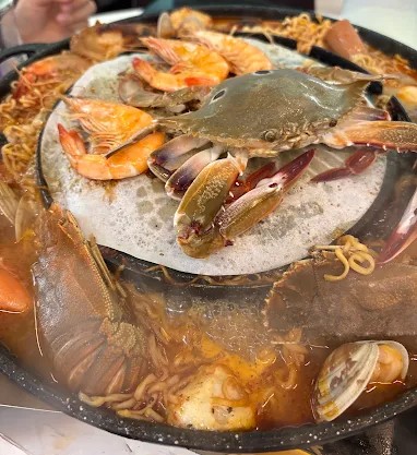 family-hakata-seafood