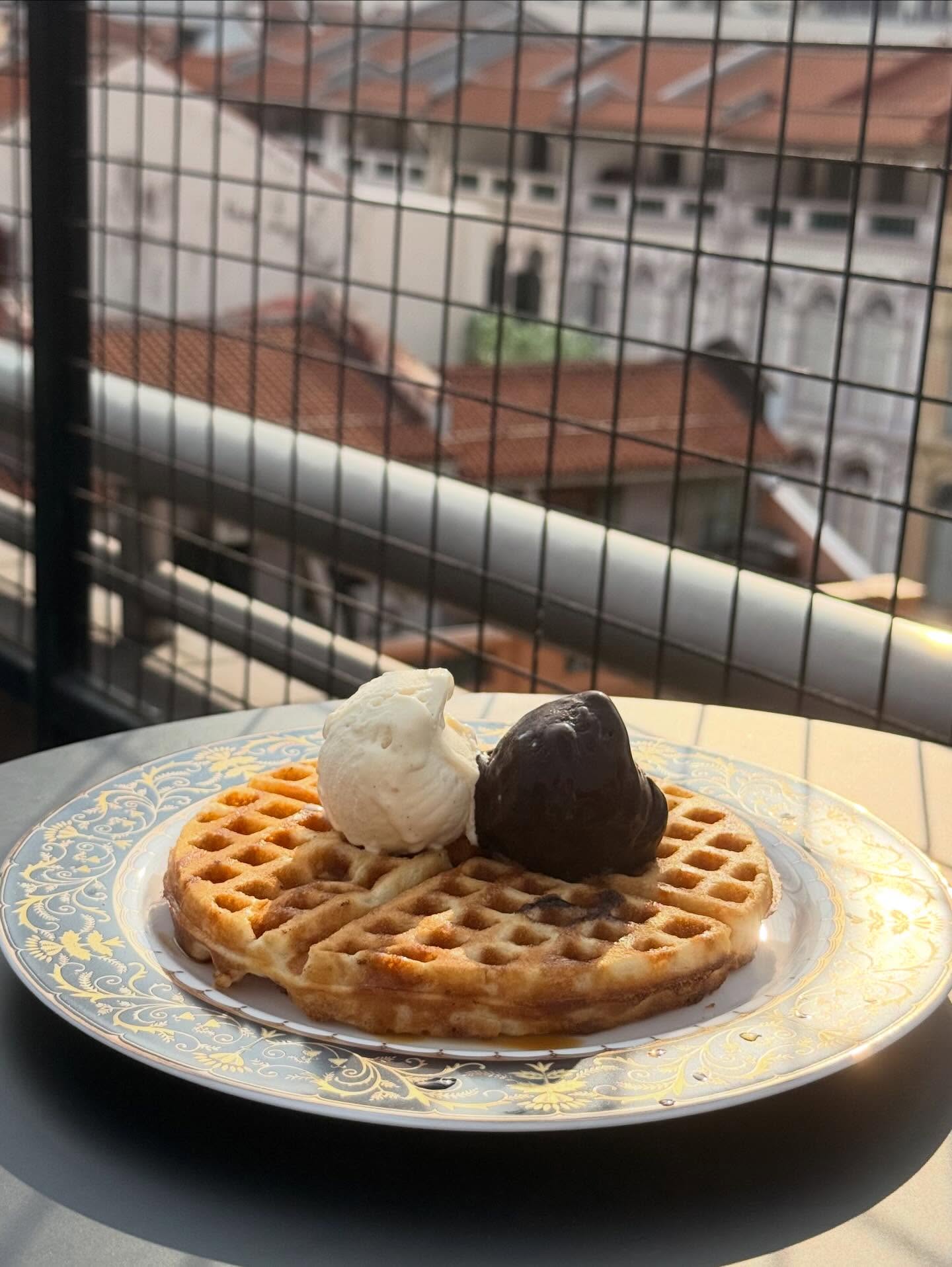 NearesTTen chinatown rooftop cafe