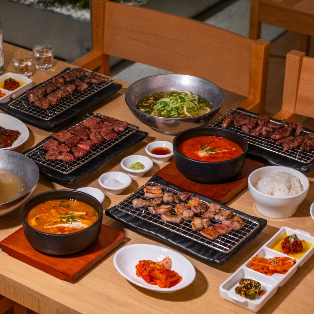 seoul-and-so-food-flatlay