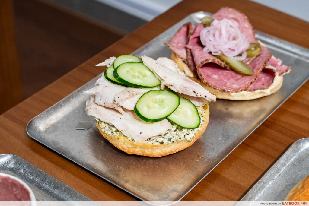kali-kali-bagels-chicken