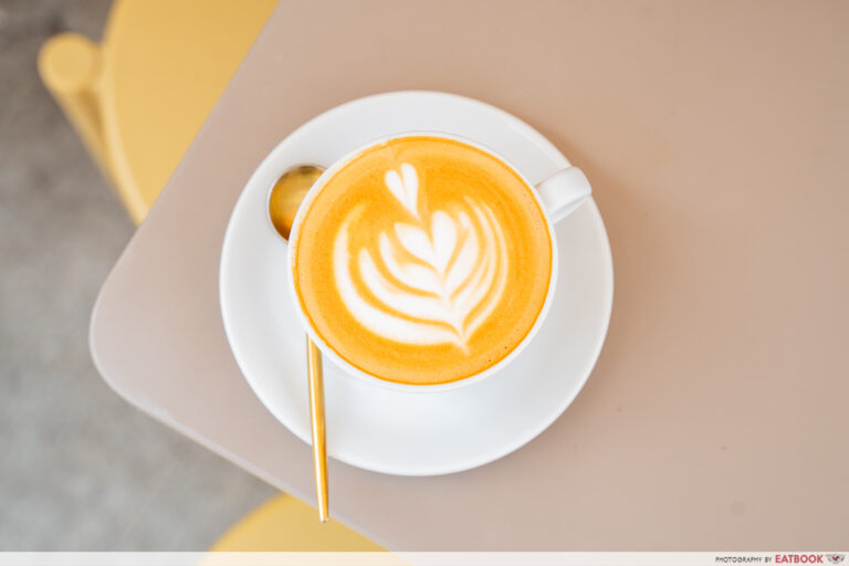 maxi-coffee-bar-flat-white
