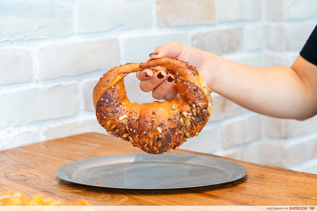 noci-bakehouse-salt-bread-bag